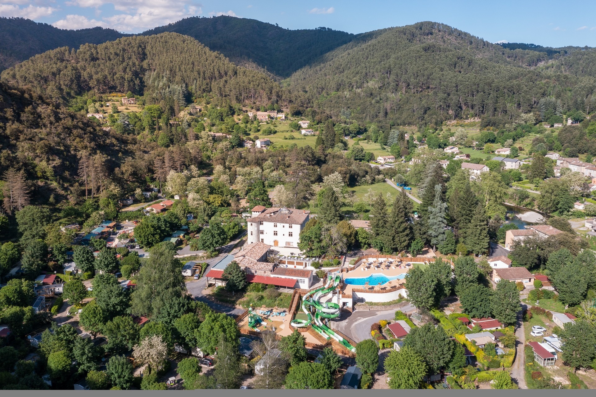 Camping - Château de l'Hom_Saumane