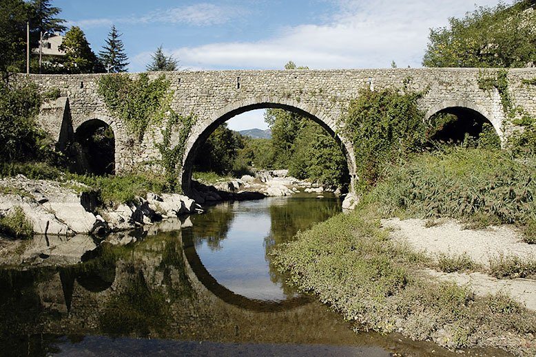 Le pont vieux de Lasalle